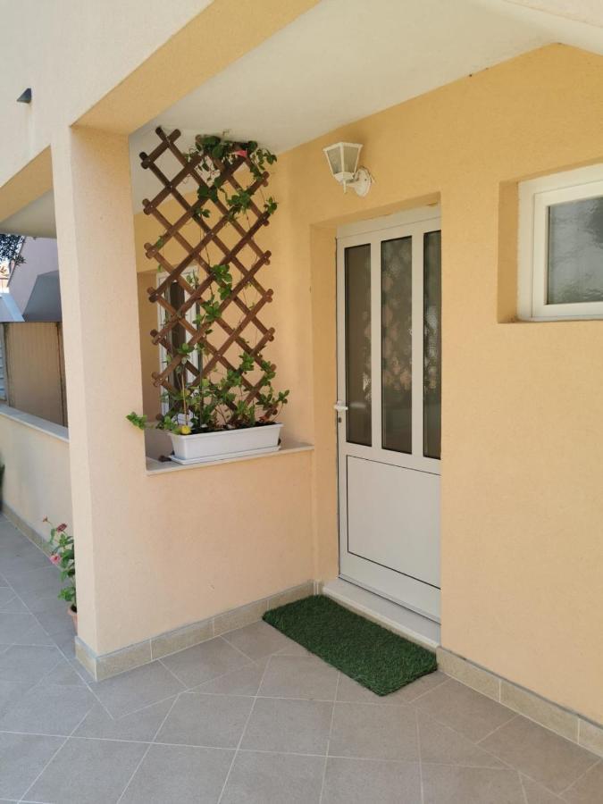 Apartment Branka Kustura Hvar Town Exterior foto
