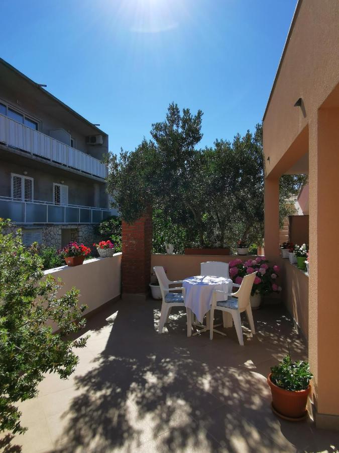 Apartment Branka Kustura Hvar Town Exterior foto